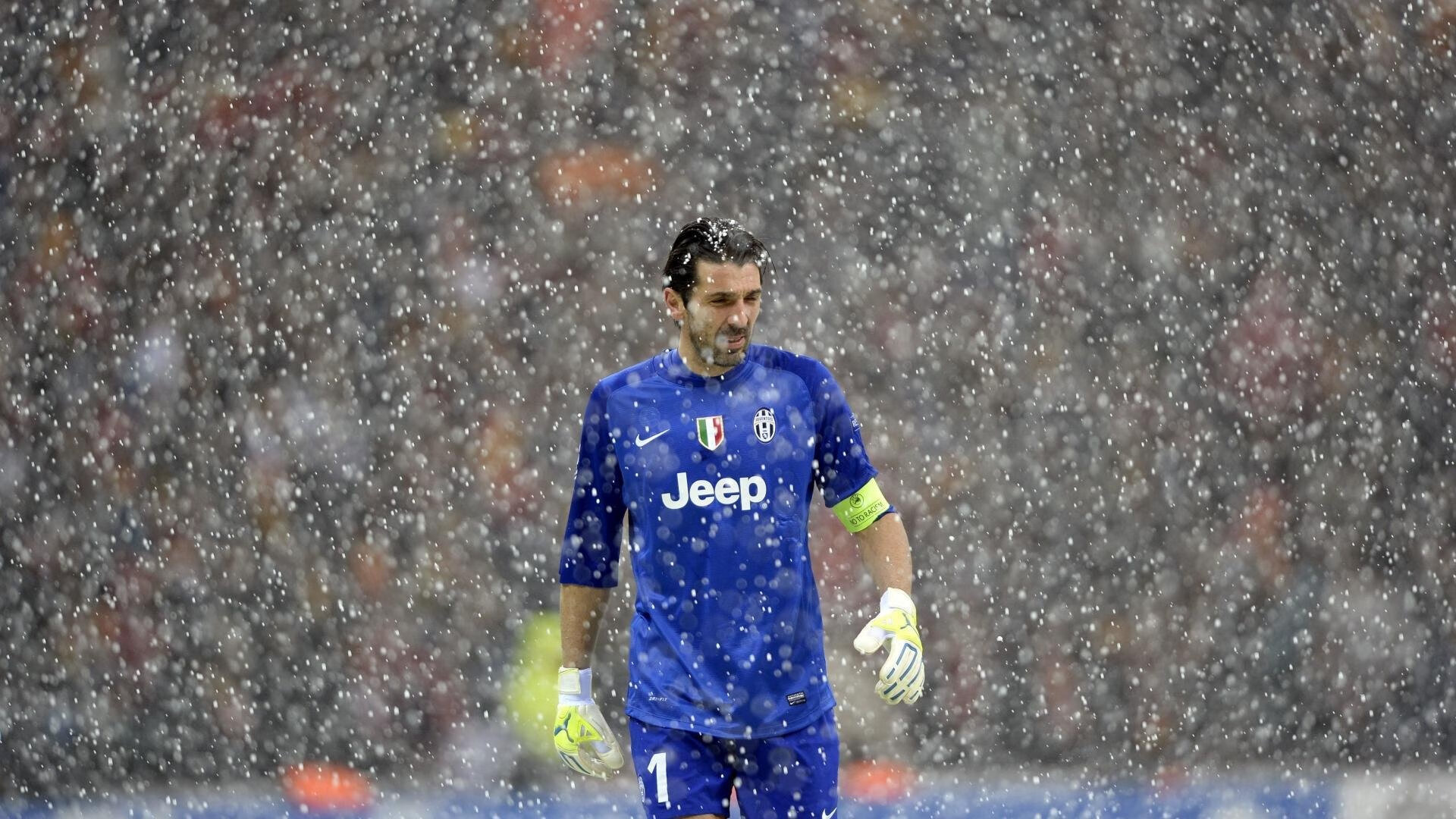 “意甲追分激战正酣，冠军悬念仍未揭晓”，意甲经典比赛